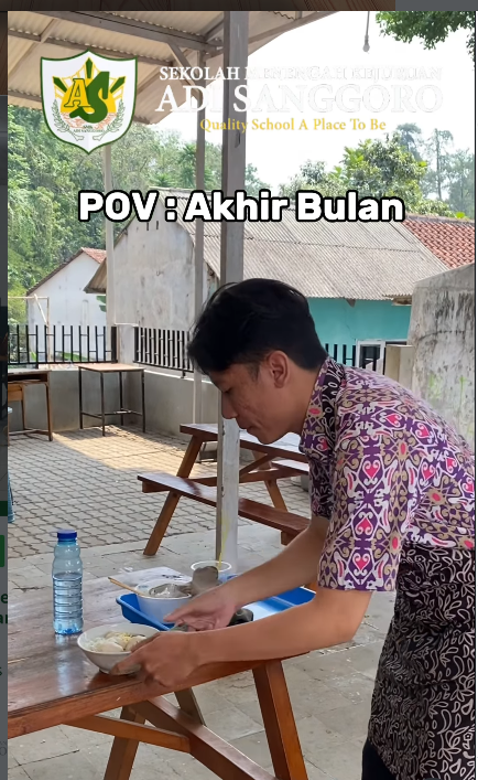 OV : Akhir bulan di sekolah. 😭😂 Dompet mulai tipis, tapi semangat tetap harus tebal.